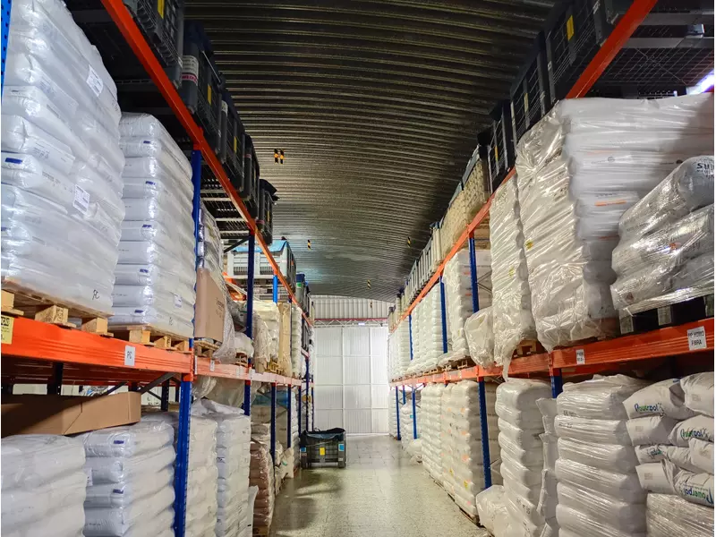Warehouse - Raw material.webp